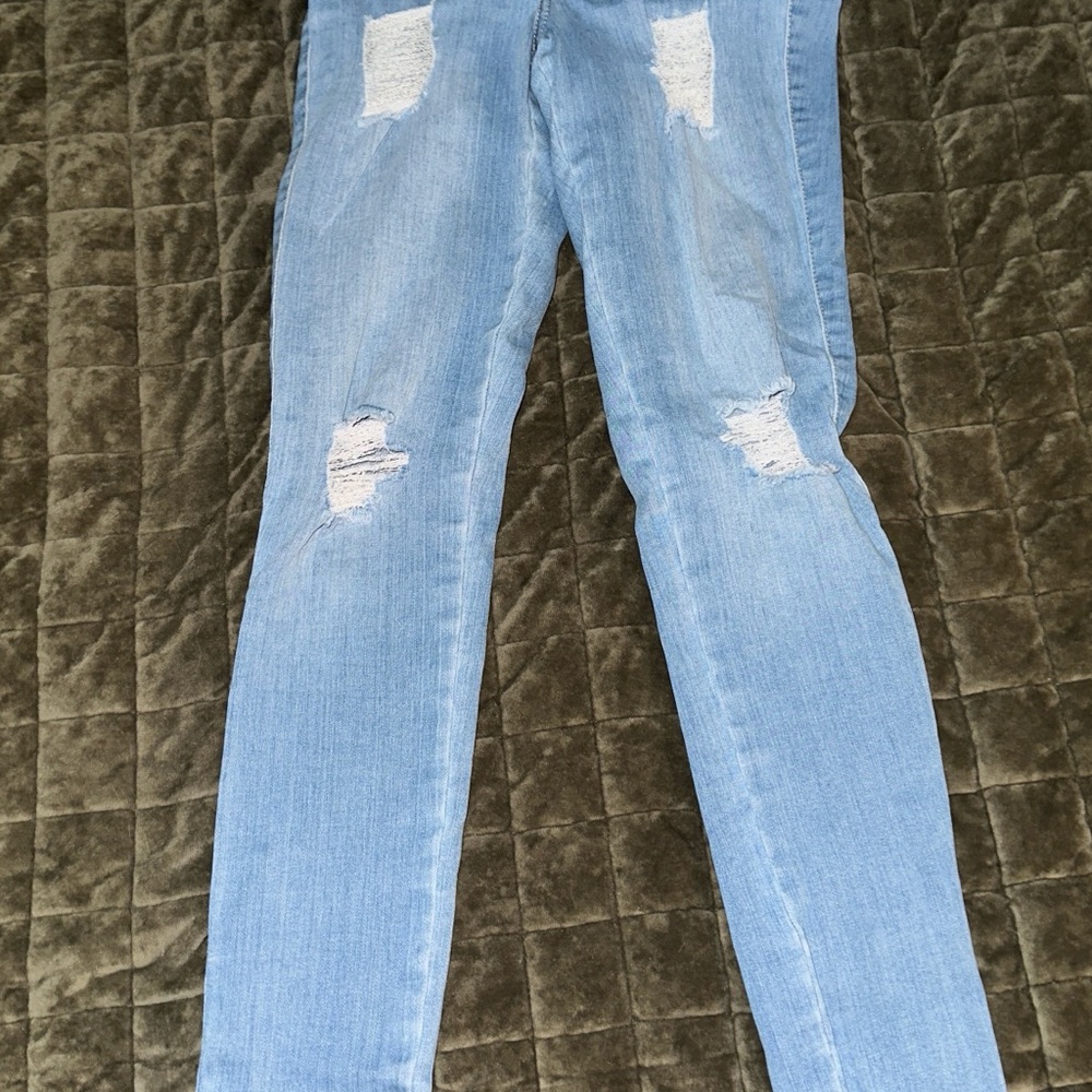 FITJEANS Distressed Light Blue Women's Skinny Jeans